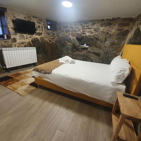 Casa Do Talasnal Montanhas De Amor 로우사 외부 사진